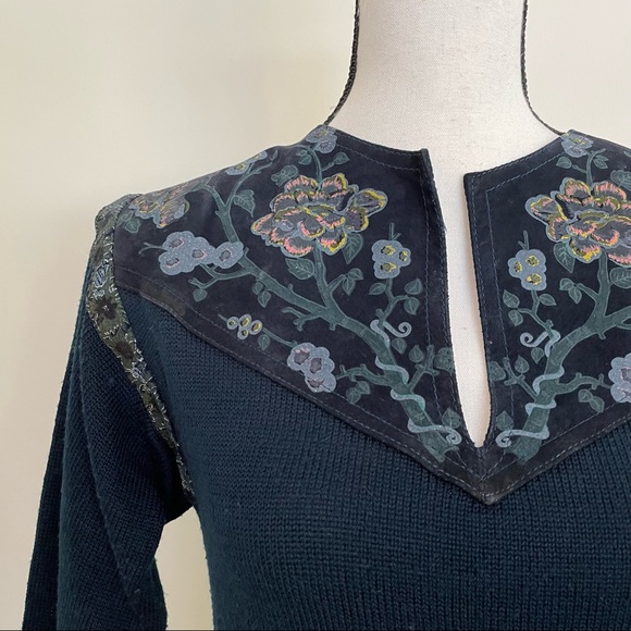 Vintage 70s Hand-painted Suede and Knit Sweater - Picture 3 of 7